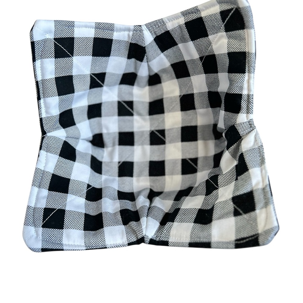 Hand Crafted Black and White Buffalo Plaid Microwave Small Bowl Cozy 100% Cotton - Picture 6 of 9